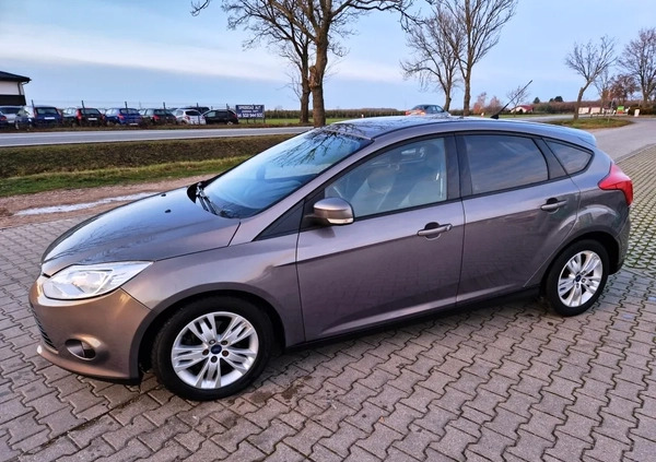 Ford Focus cena 25700 przebieg: 212000, rok produkcji 2012 z Buk małe 562